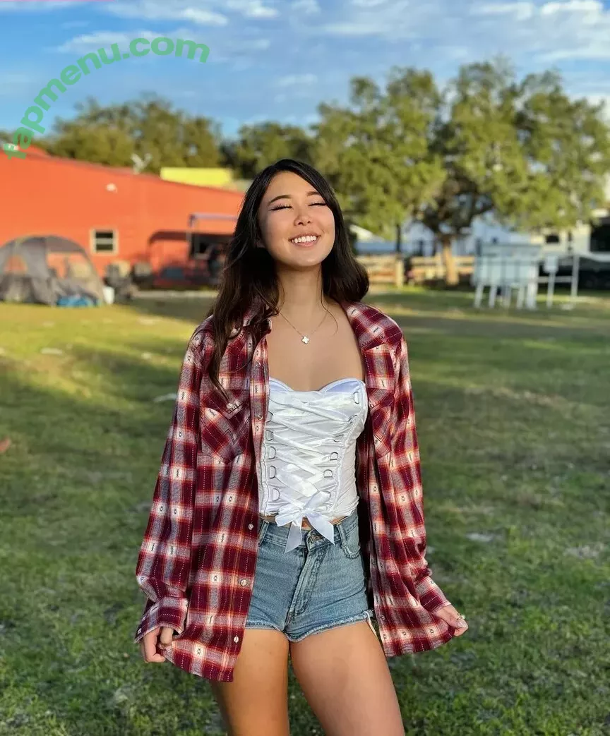 ExtraEmily nude photo #0193 (extra.emilay / extraemilyy / extremly_cute)