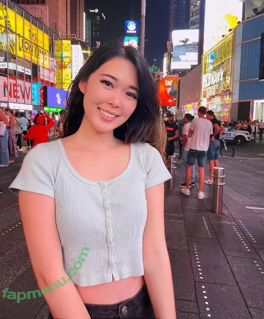 ExtraEmily nude photo #0556 (extra.emilay / extraemilyy / extremly_cute)