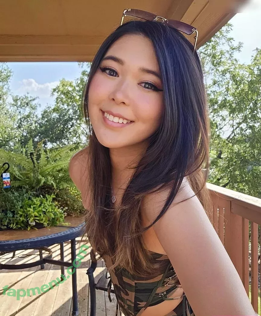 ExtraEmily nude photo #0560 (extra.emilay / extraemilyy / extremly_cute)
