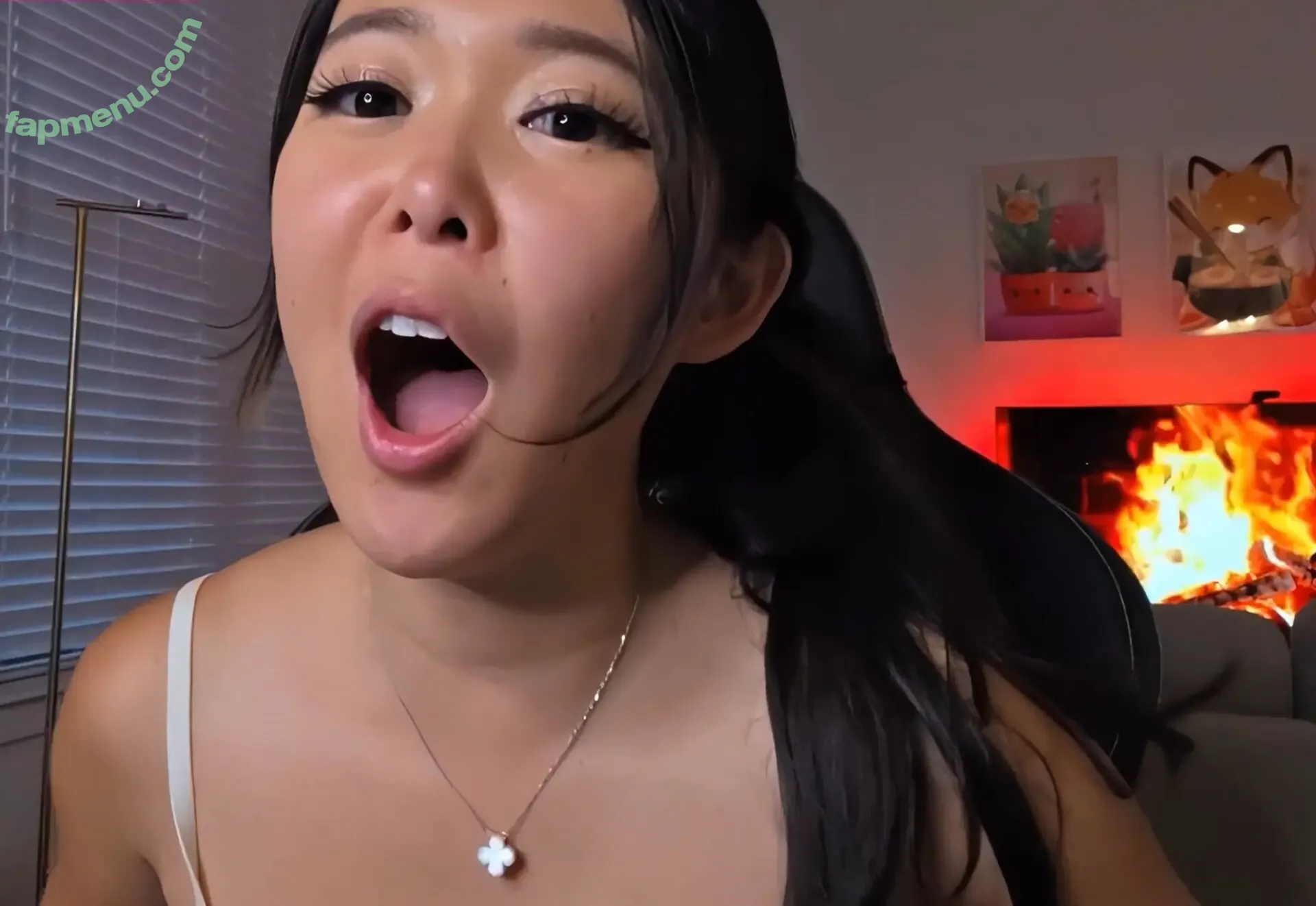 ExtraEmily nude photo #1066 (extra.emilay / extraemilyy / extremly_cute)