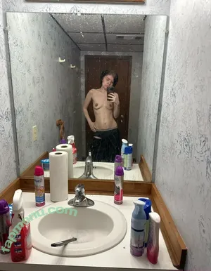  nude photo #0002