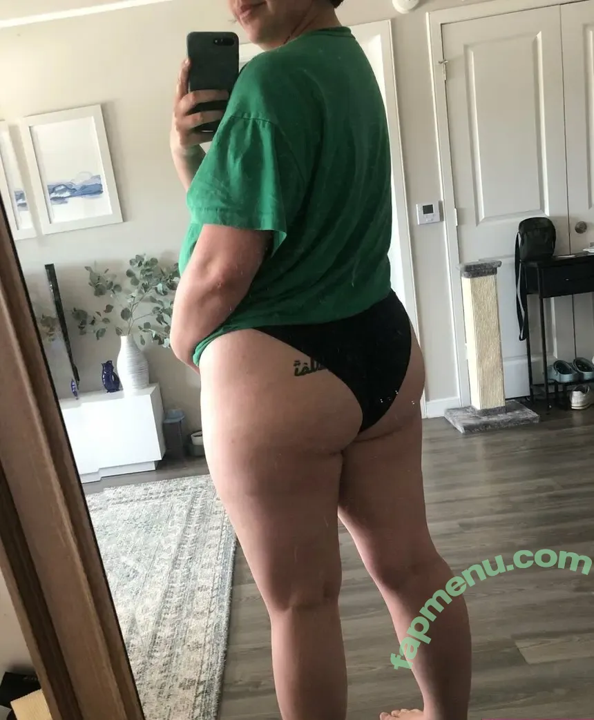 Eyesonliza nude photo #0004 (Eyesonliza)