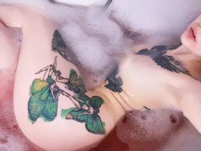 Faerie Blossom / FaerieBlossom / Nimue / faerie_blossom nude photo #0889