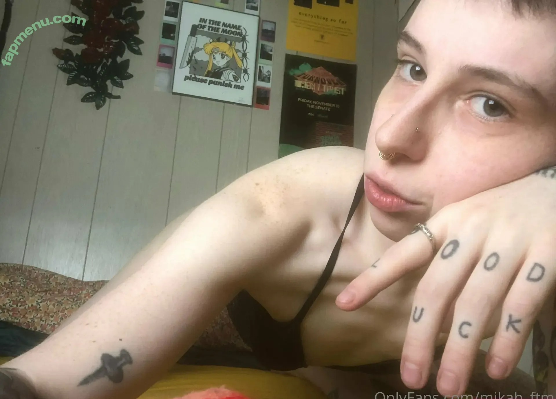 faguettemikah nude photo #0022 (fagu3tt3)