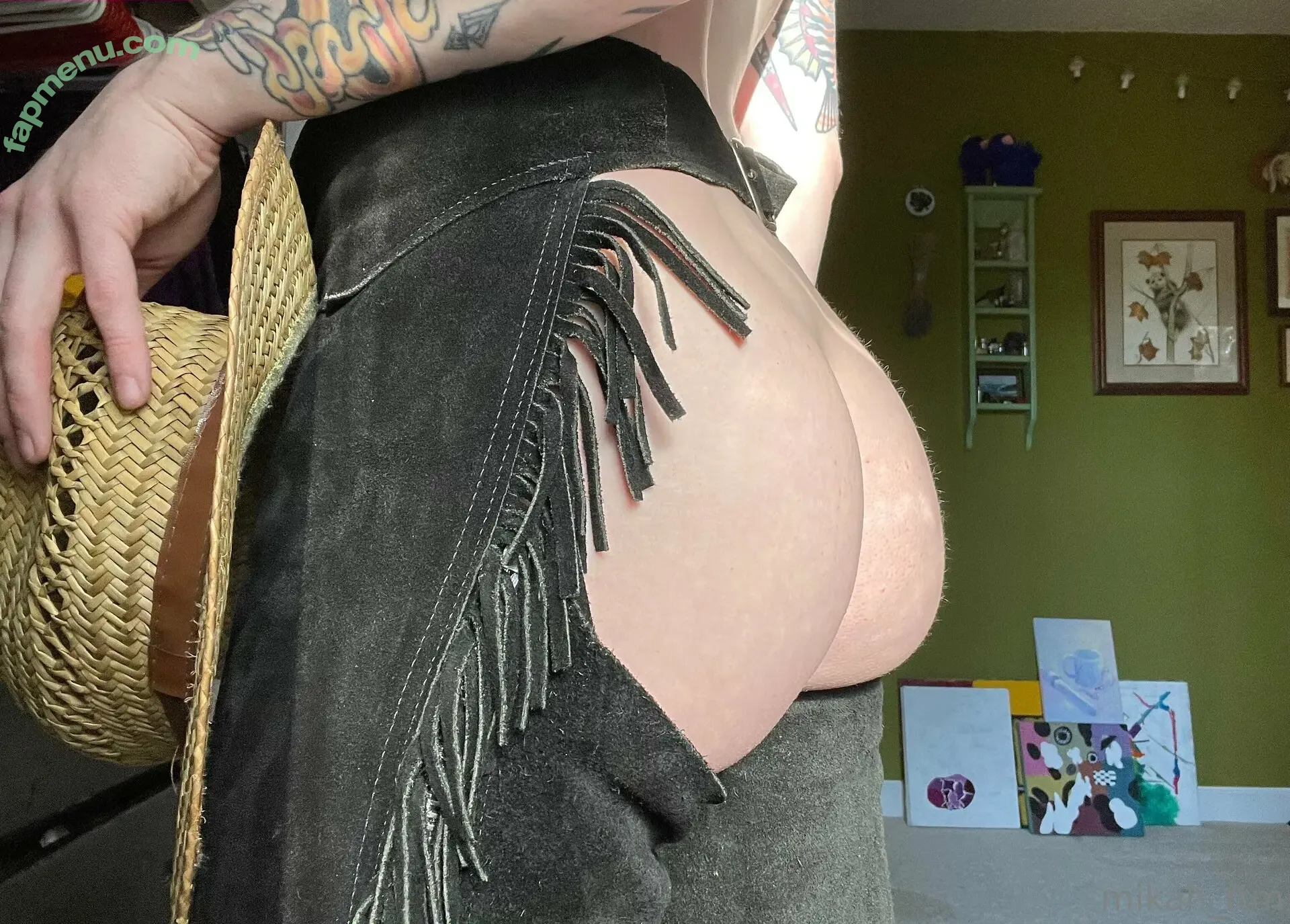 faguettemikah nude photo #0101 (fagu3tt3)