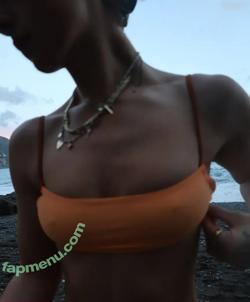 Faith Ordway nude photo #2686 (MF_DAZNXSeries / faithordway / itsfaithmarone)