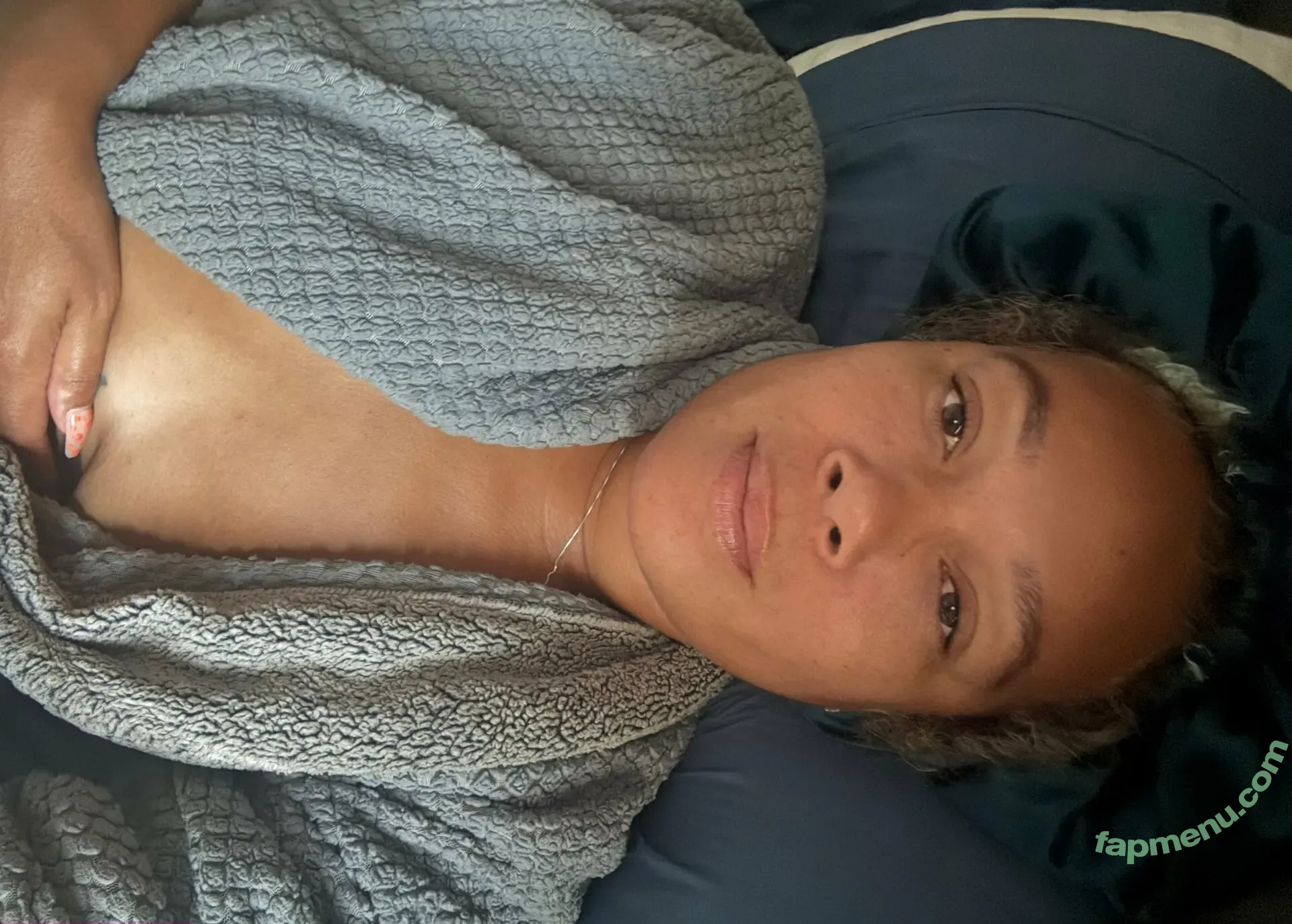 falynfonoimoanafree nude photo #0011 (falynfonoimoana)