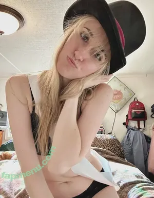 FandomReactions / fandomreactgirls nude photo #0745