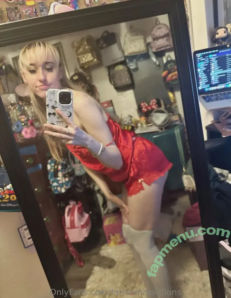 FandomReactions nude photo #0751 (fandomreactgirls)