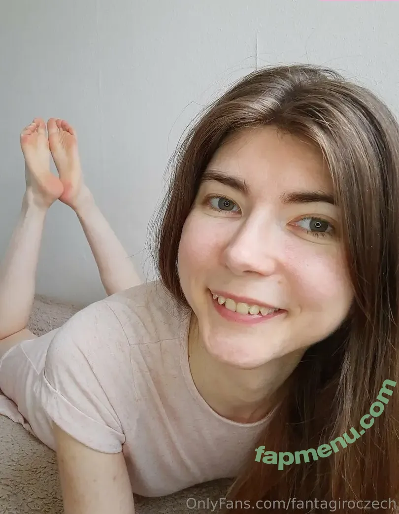 fantagiroczech nude photo #0011 (fantagiroczech)