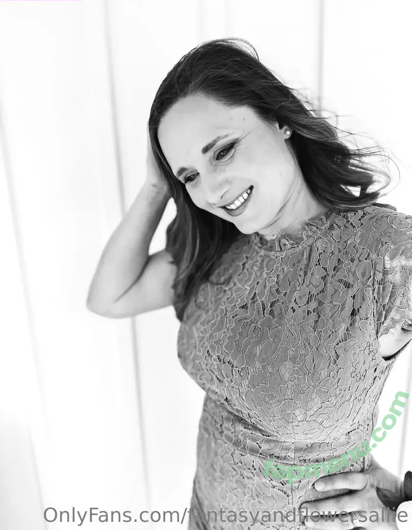fantasyandflowersallie nude photo #0006 (fantasyandflowersallie)