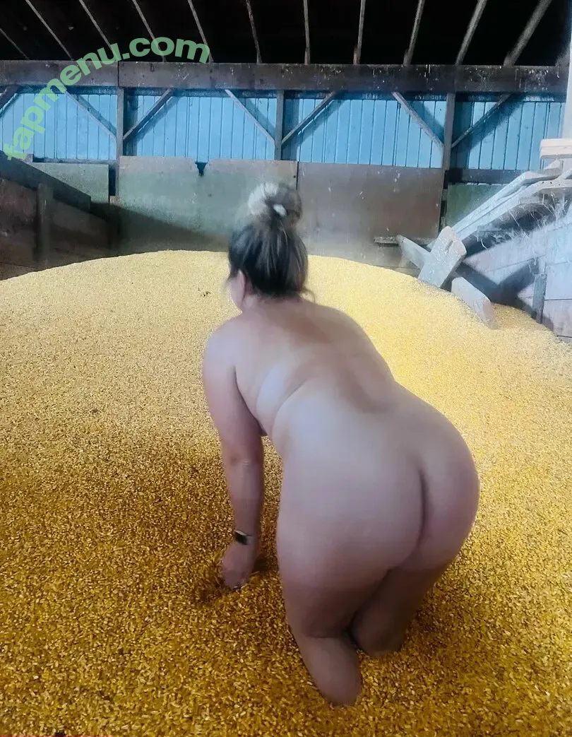 farmwifegonewild nude photo #0015 (farmergonewild)