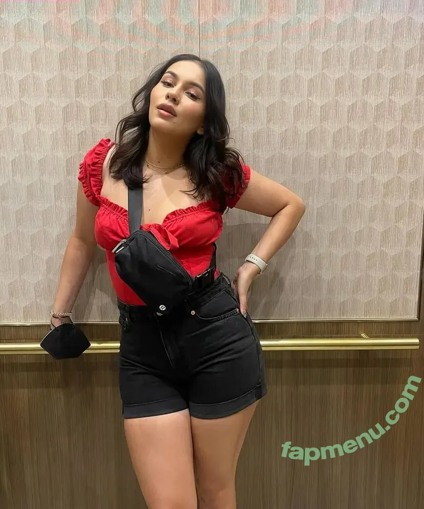 Farohreacts nude photo #0002 (cw / farohnic)