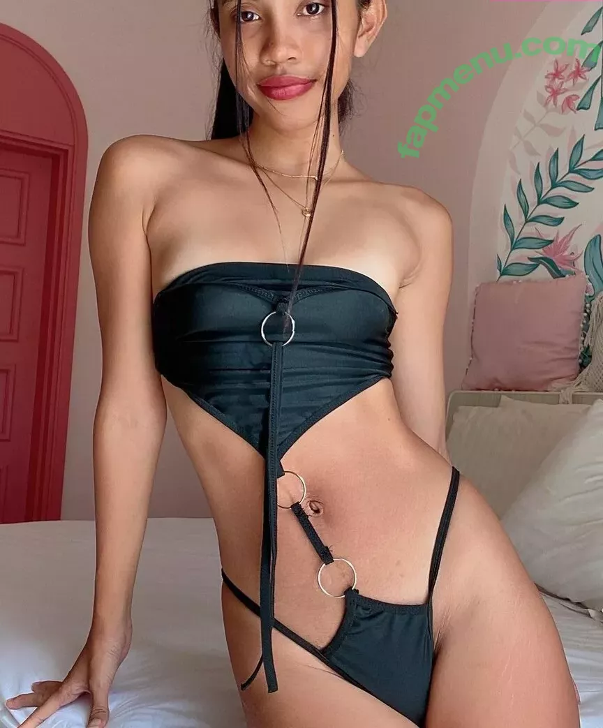 Fauutami nude photo #0021 (tamifaaa / tamifaaa2 / tamithai)