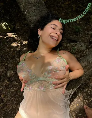  nude photo #0002