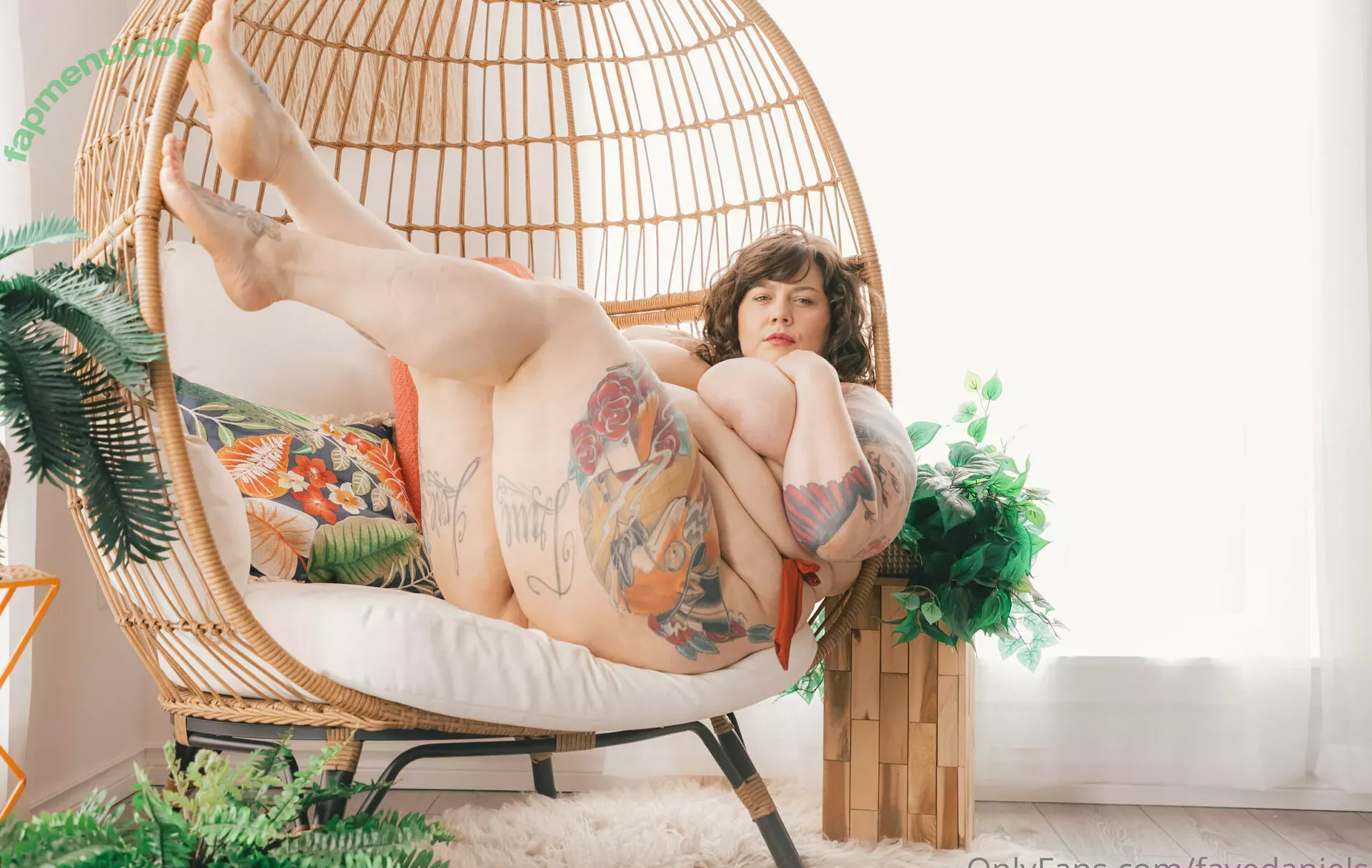 fayedaniels nude photo #0692 (fayedanielsbbw)