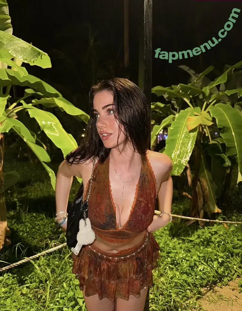 Fayesxh nude photo #0002 (faye.sxh)