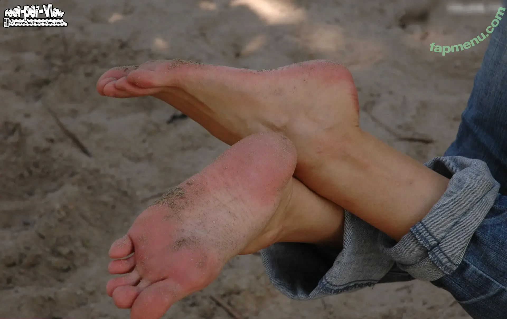 Feetperview / Sockenmädchen nude photo #1181 (Feetperview / Sockenmädchen)