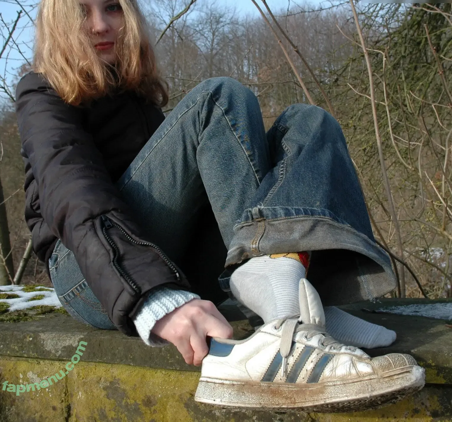 Feetperview / Sockenmädchen nude photo #1442 (Feetperview / Sockenmädchen)