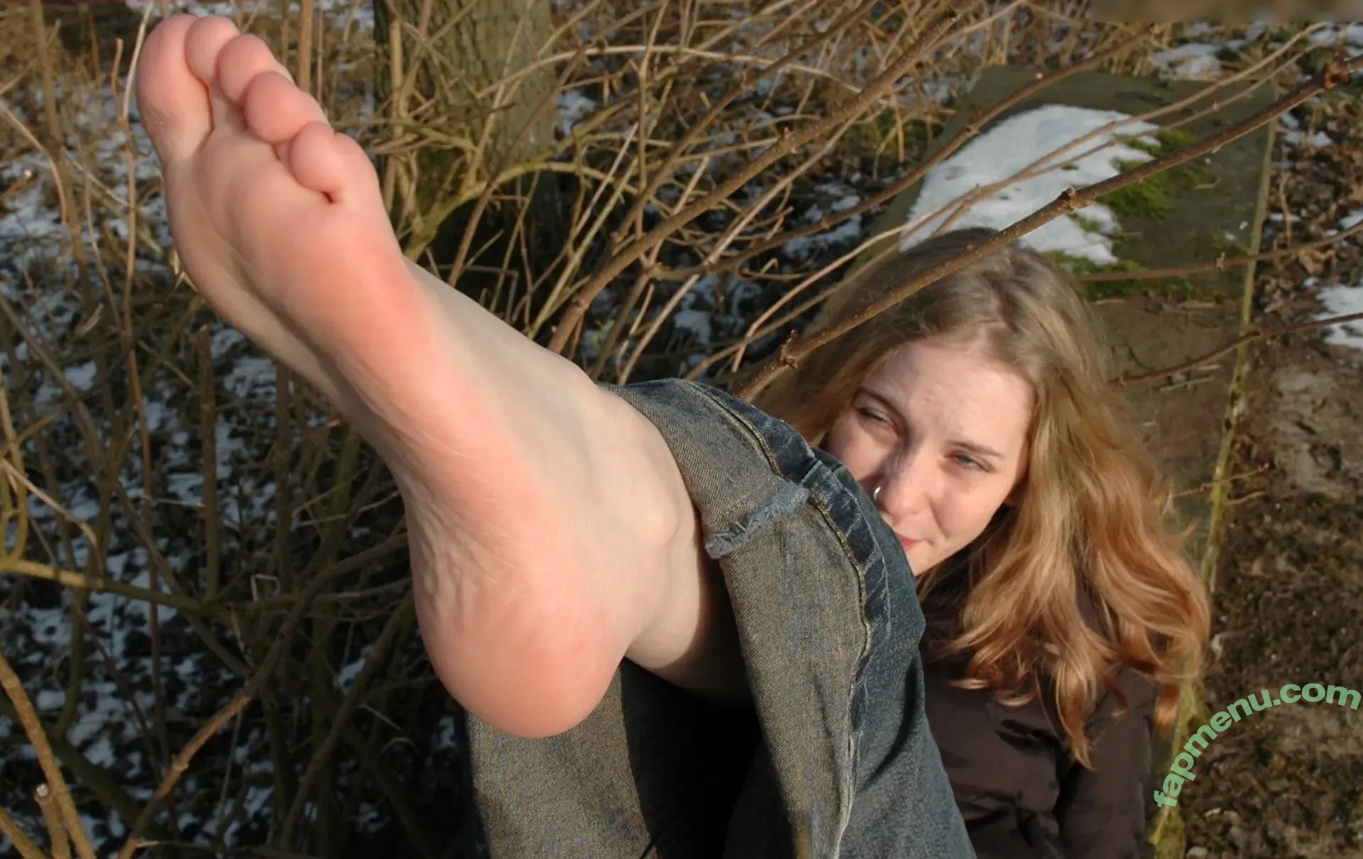 Feetperview / Sockenmädchen nude photo #1456 (Feetperview / Sockenmädchen)