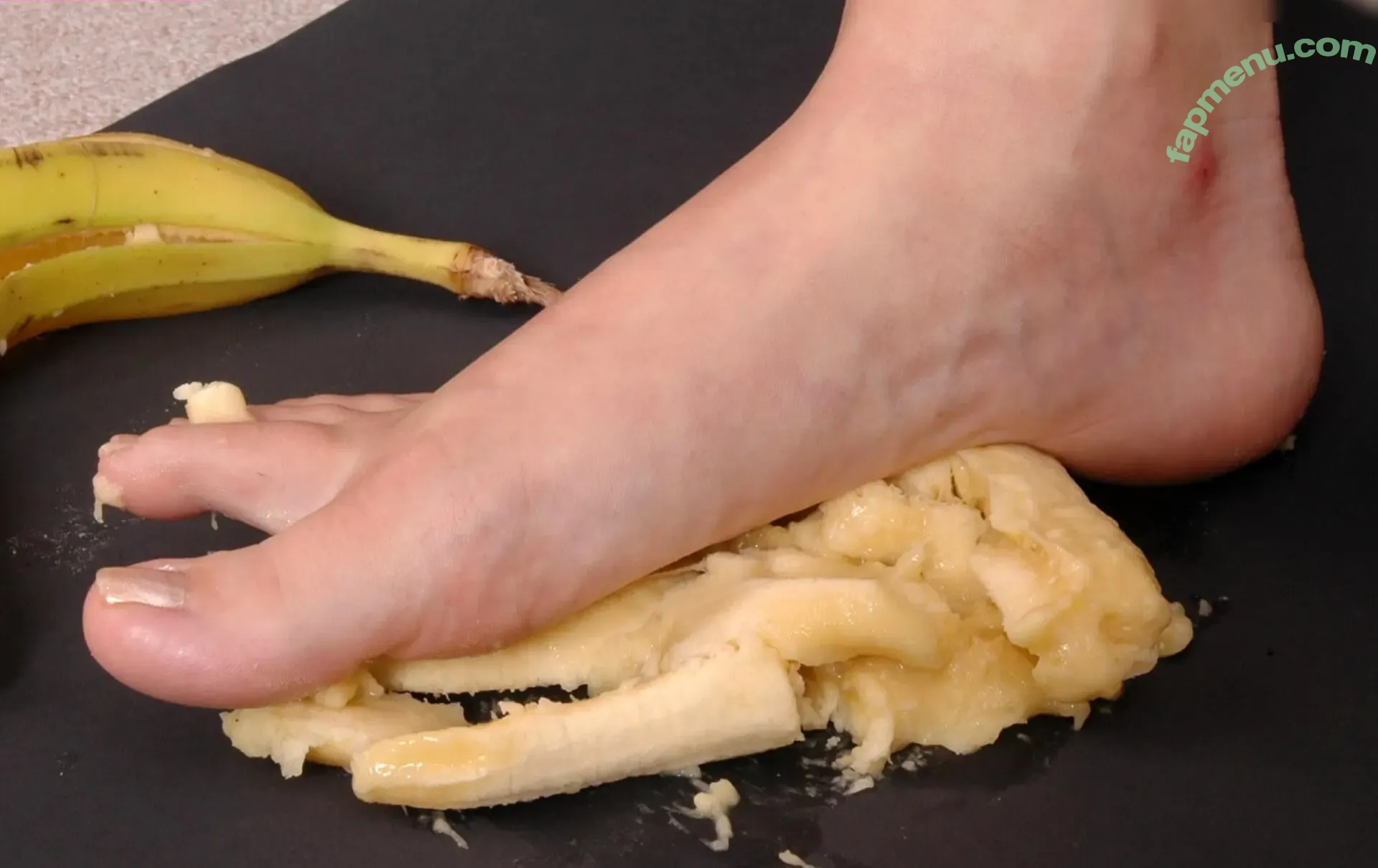 Feetperview / Sockenmädchen nude photo #1512 (Feetperview / Sockenmädchen)