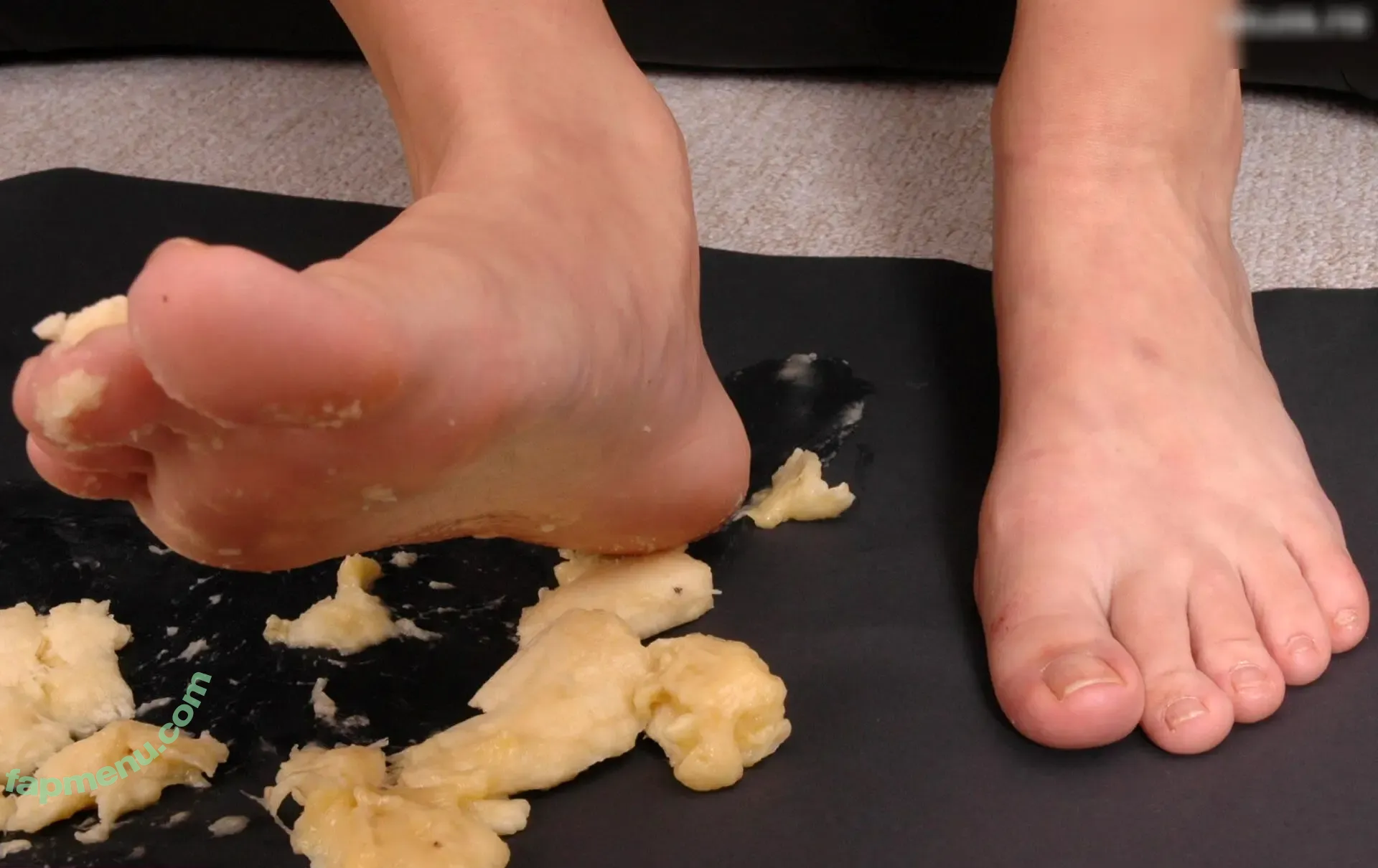 Feetperview / Sockenmädchen nude photo #1522 (Feetperview / Sockenmädchen)