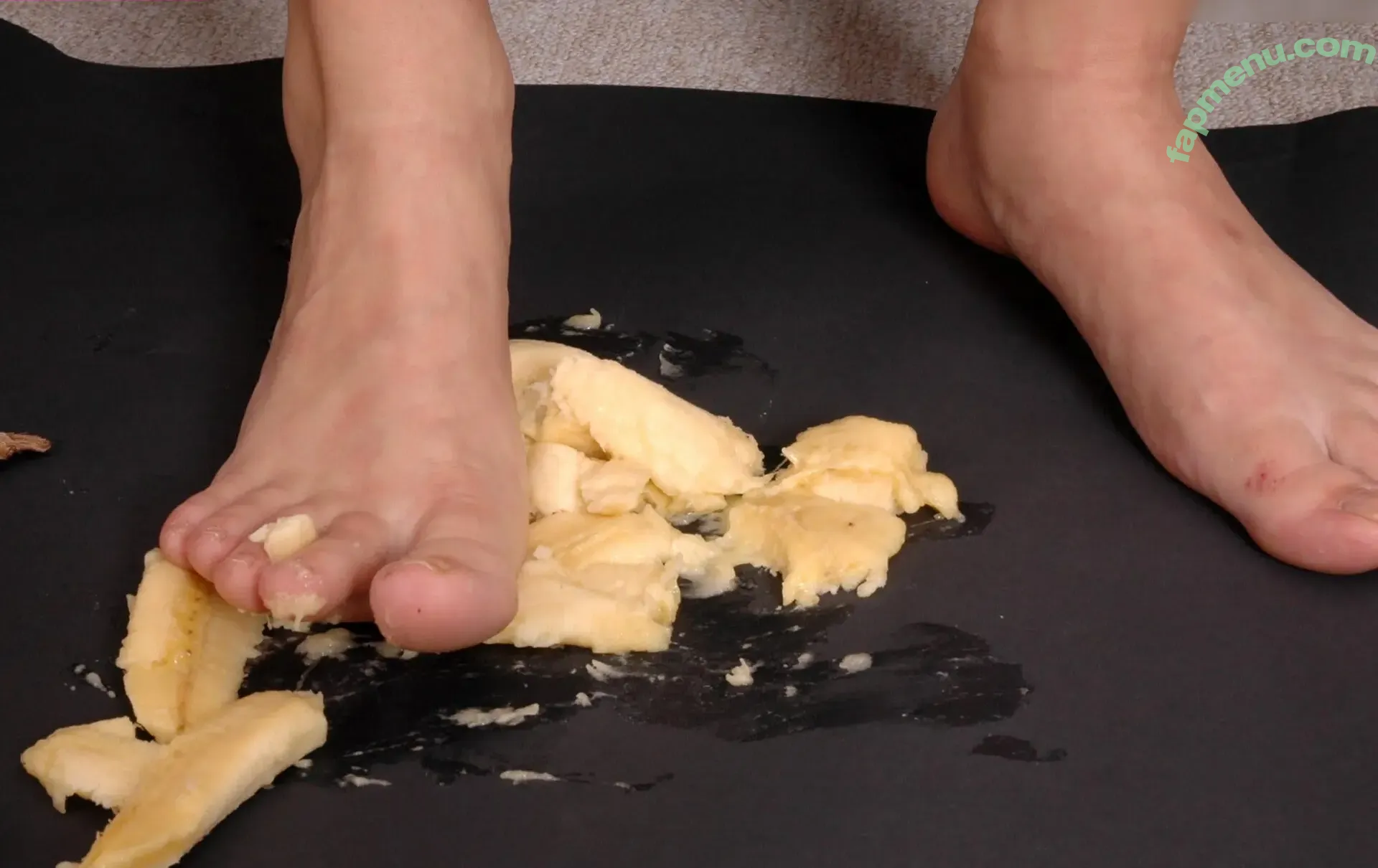 Feetperview / Sockenmädchen nude photo #1529 (Feetperview / Sockenmädchen)