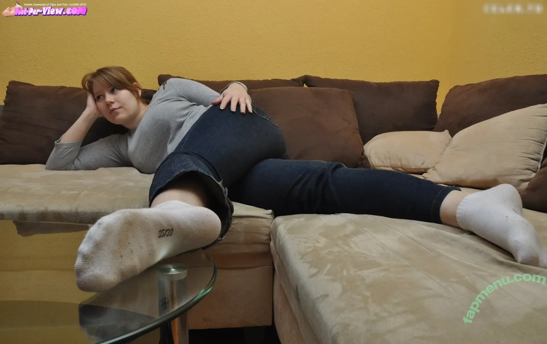 Feetperview / Sockenmädchen nude photo #1637 (Feetperview / Sockenmädchen)