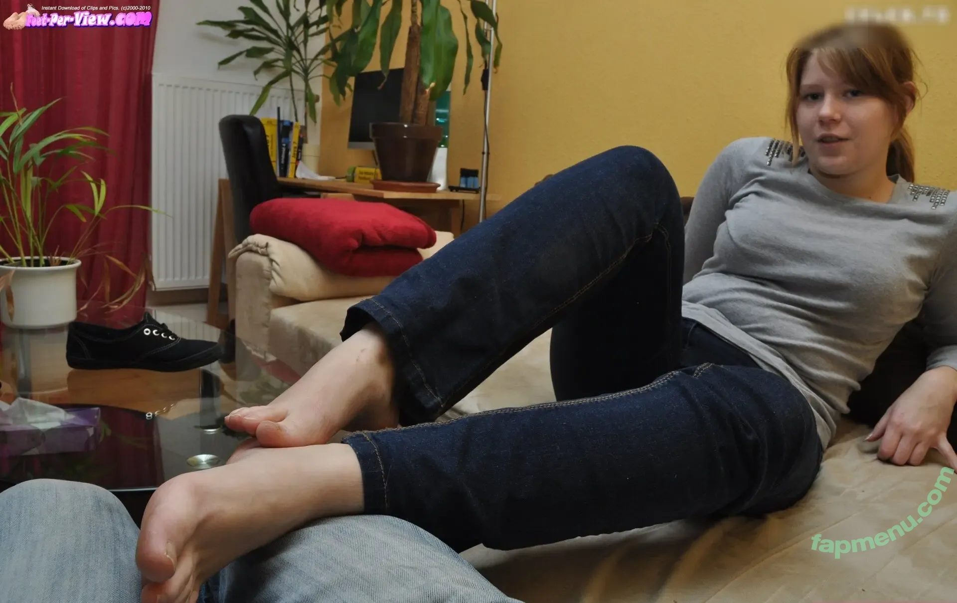Feetperview / Sockenmädchen nude photo #1642 (Feetperview / Sockenmädchen)