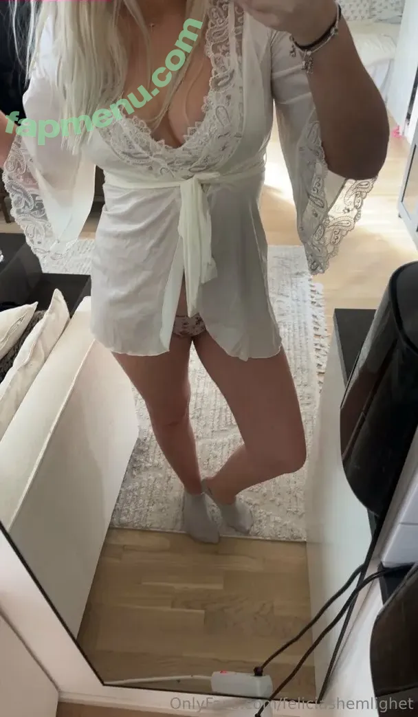 feliciashemlighet nude photo #0017 (feliciafireball)