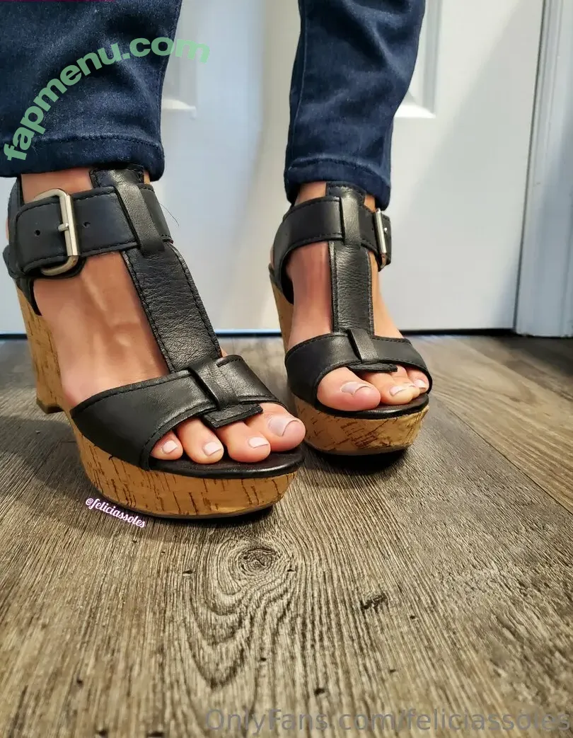 feliciassoles nude photo #0011 (feliciassoles2)