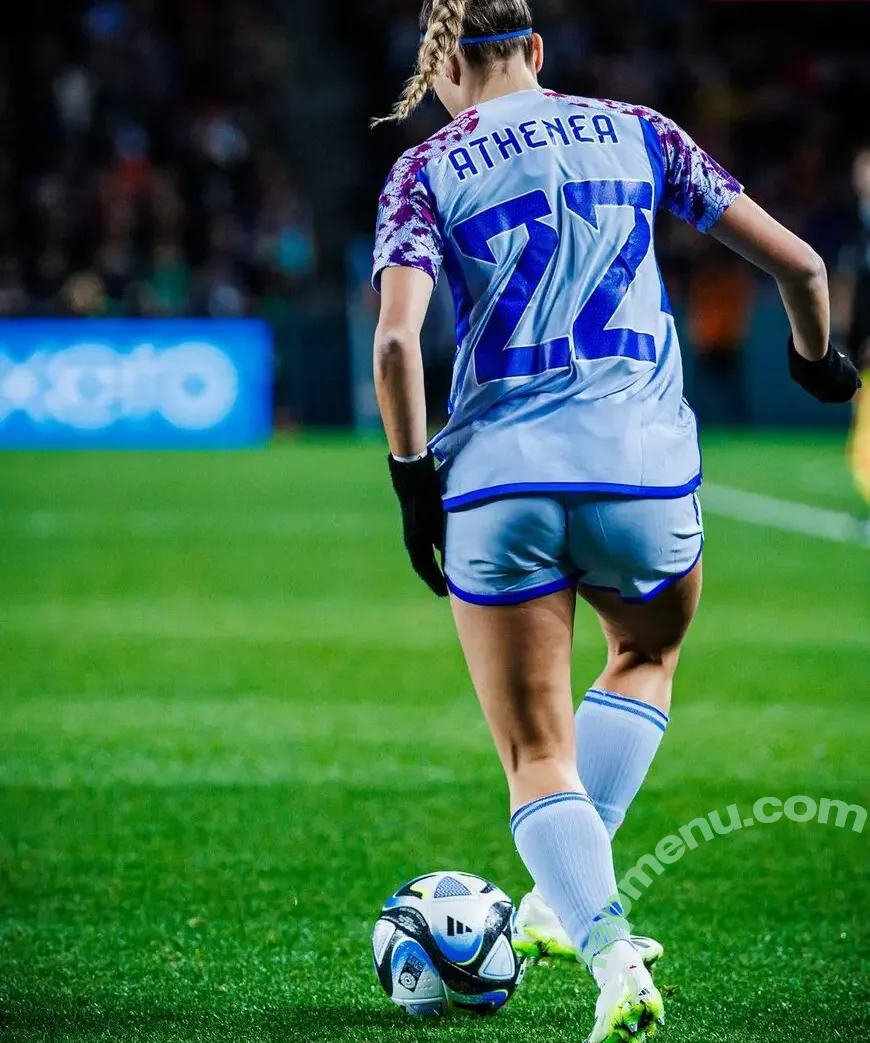 Female Football nude photo #0344 (girlsontheball / soccer players)