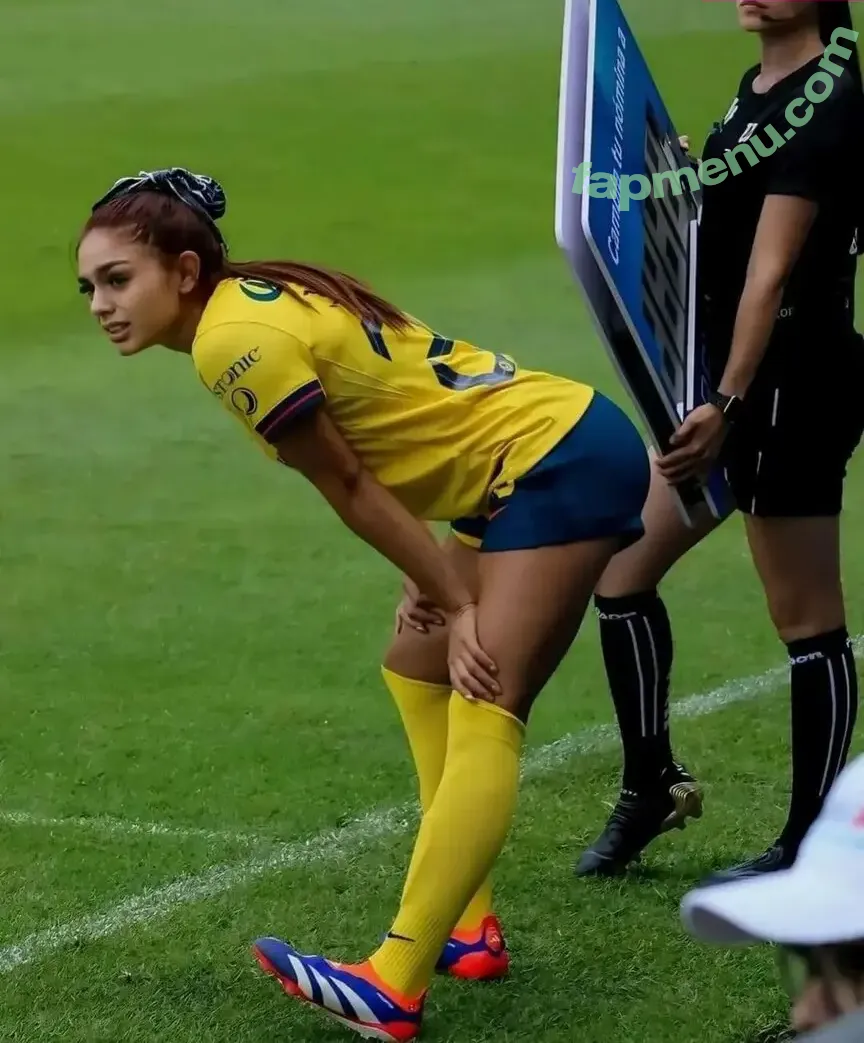 Female Football nude photo #0458 (girlsontheball / soccer players)