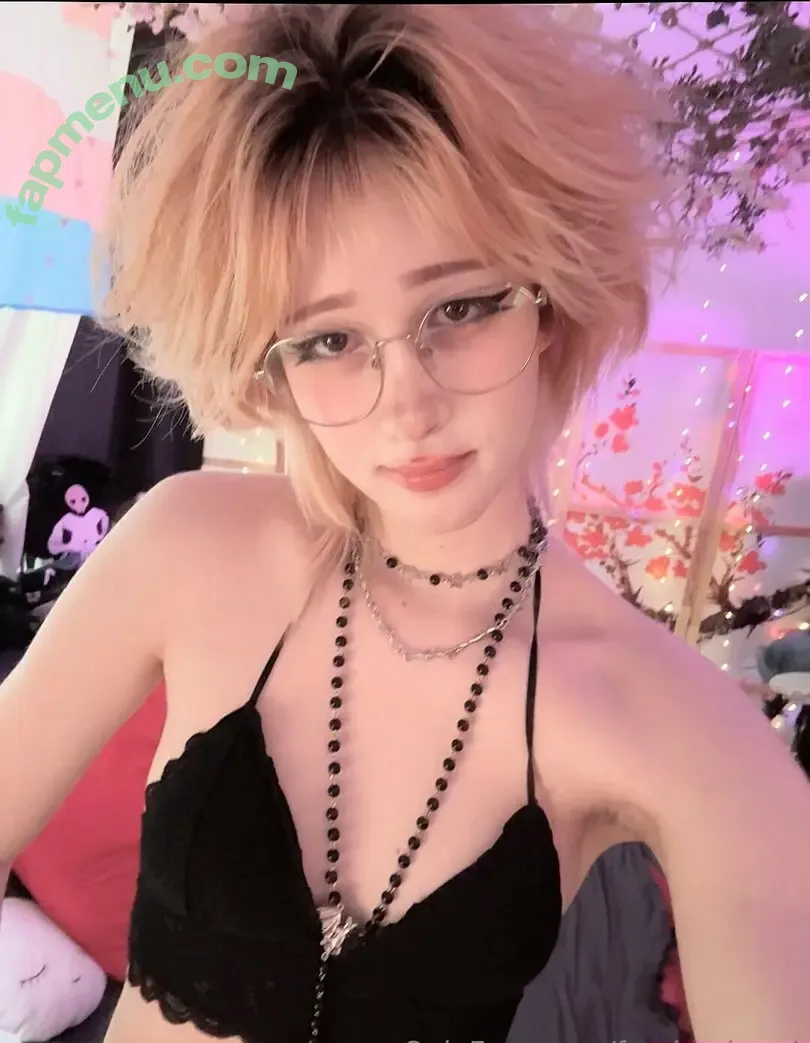Femboyhami nude photo #0125 (hamihime_)