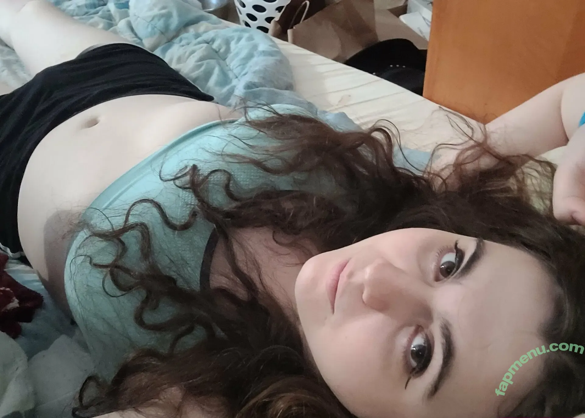 femgirlmcawesome nude photo #0015 (femgirlmcawesome)