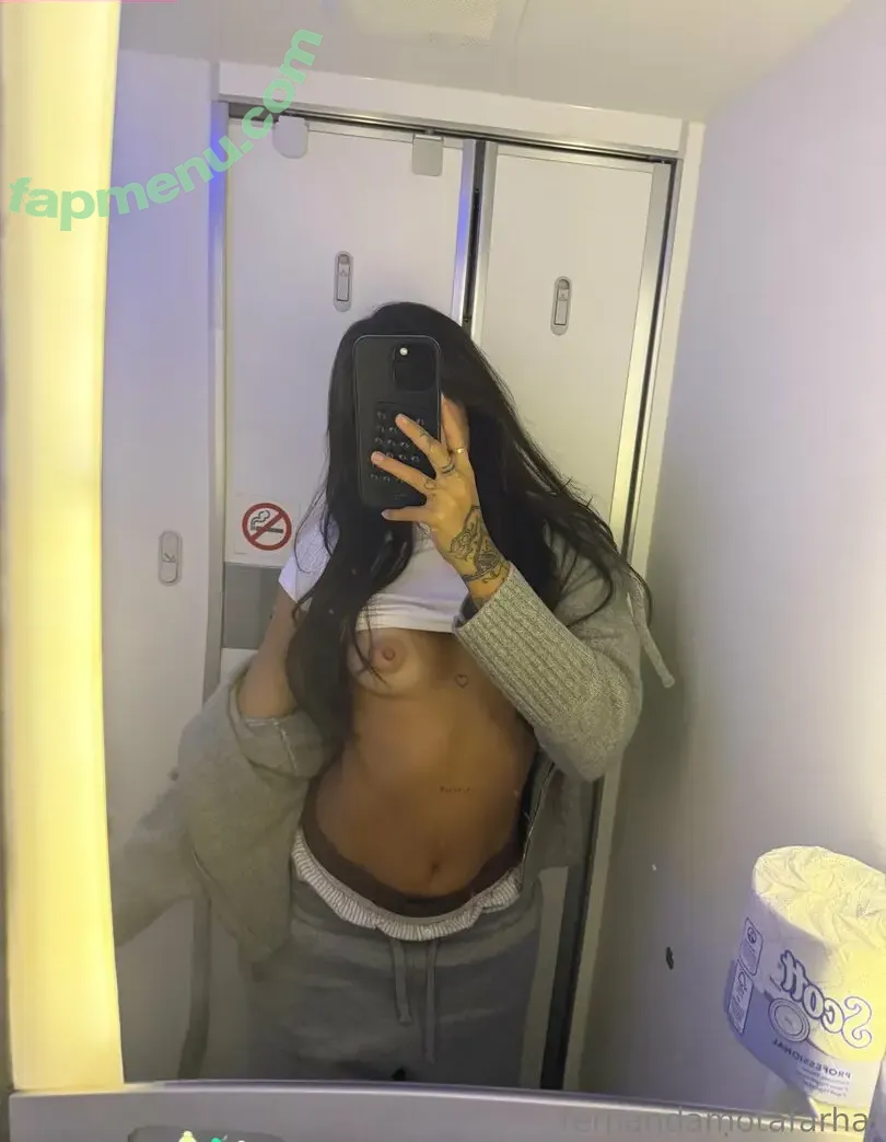 fernandamotafarhat nude photo #0001 (fernandamotafarhat)