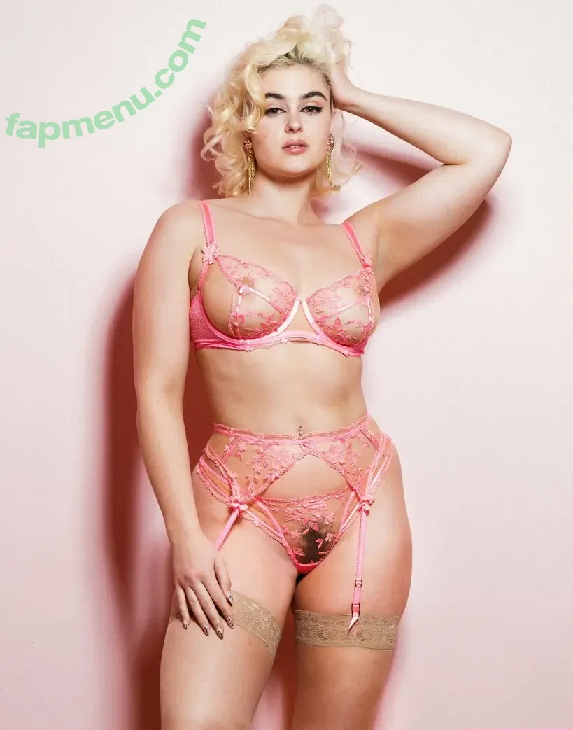 Ferrario nude photo #0018 (Ferrario)