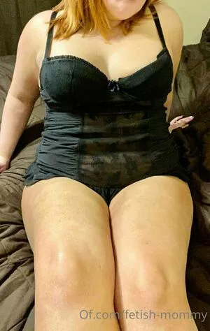fetish-mommy / mommyfeti5hservicesllc nude photo #0115