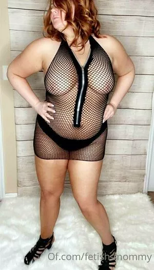 fetish-mommy / mommyfeti5hservicesllc nude photo #0116