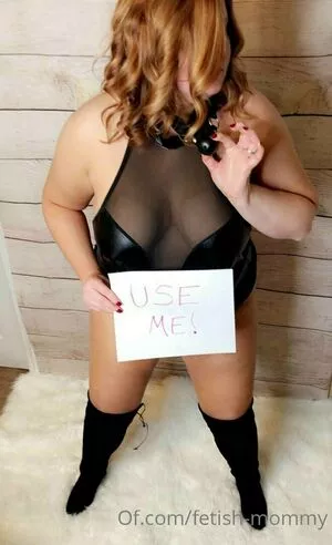 fetish-mommy / mommyfeti5hservicesllc nude photo #0120