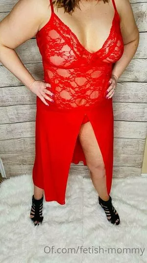 fetish-mommy / mommyfeti5hservicesllc nude photo #0127