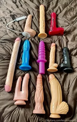 fetish-mommy / mommyfeti5hservicesllc nude photo #0303