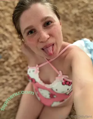 fia_on_fire / sophialegoe nude photo #0010