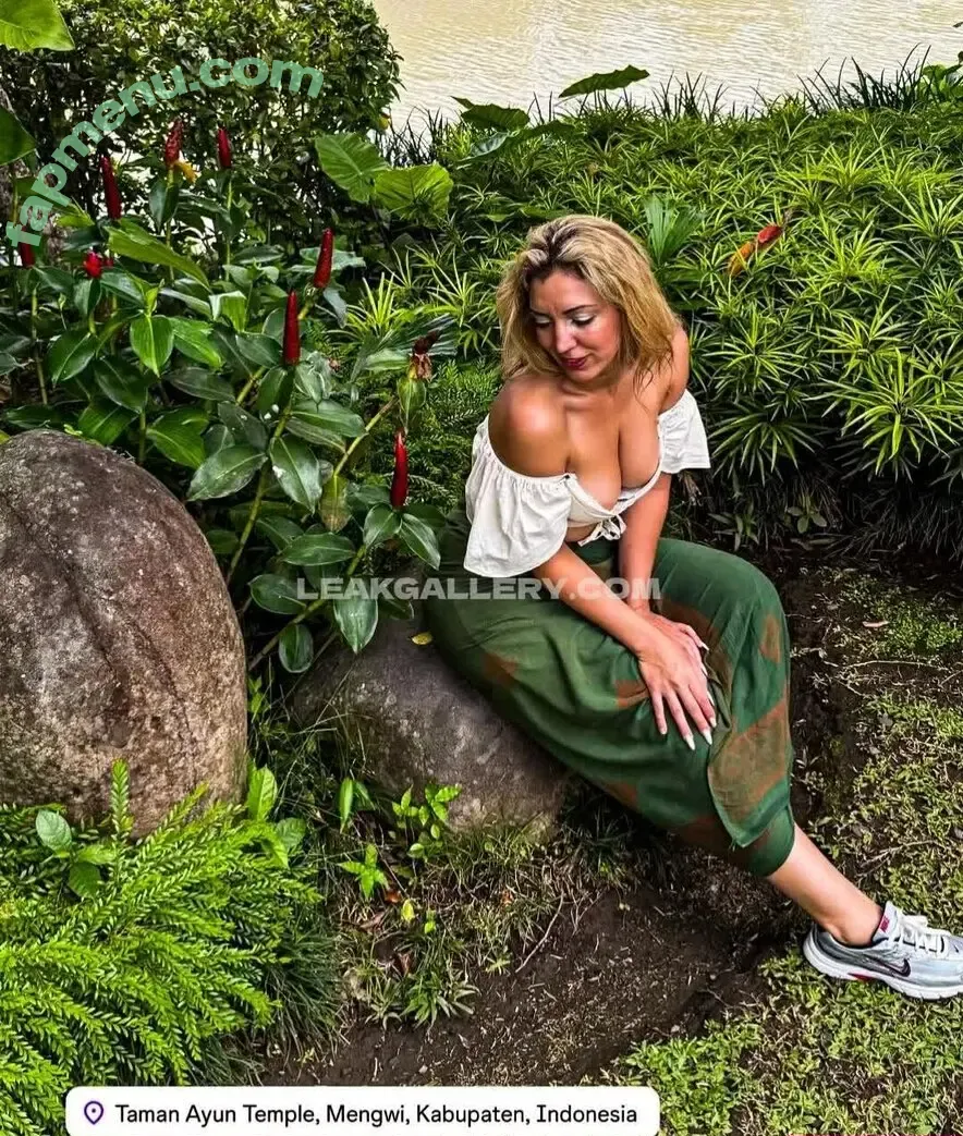Fidannatalay nude photo #0002 (Fidannatalay)