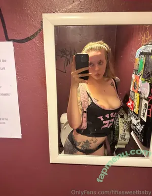 fifiasweetbaby / linktoorifice nude photo #0040