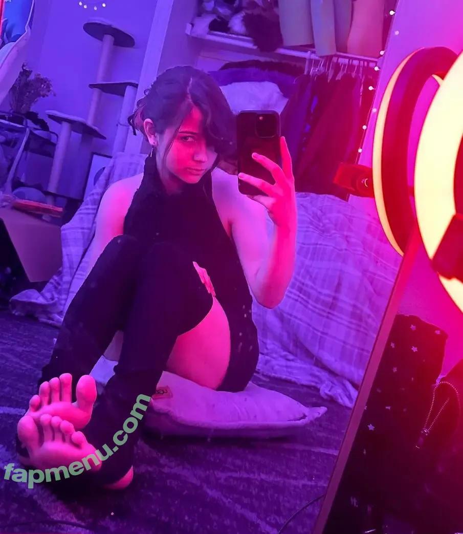 figgypupz nude photo #0010 (figgypupz)