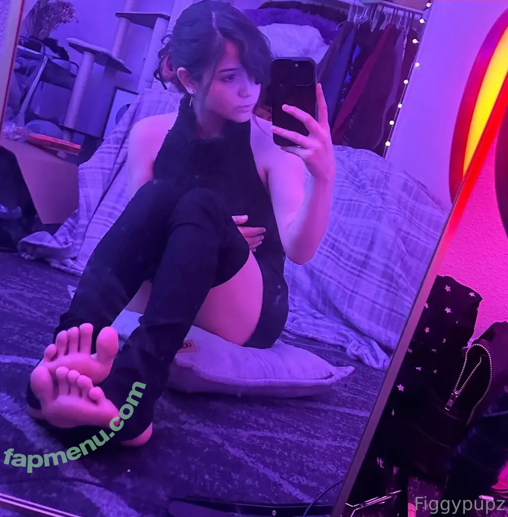 figgypupz nude photo #0012 (figgypupz)