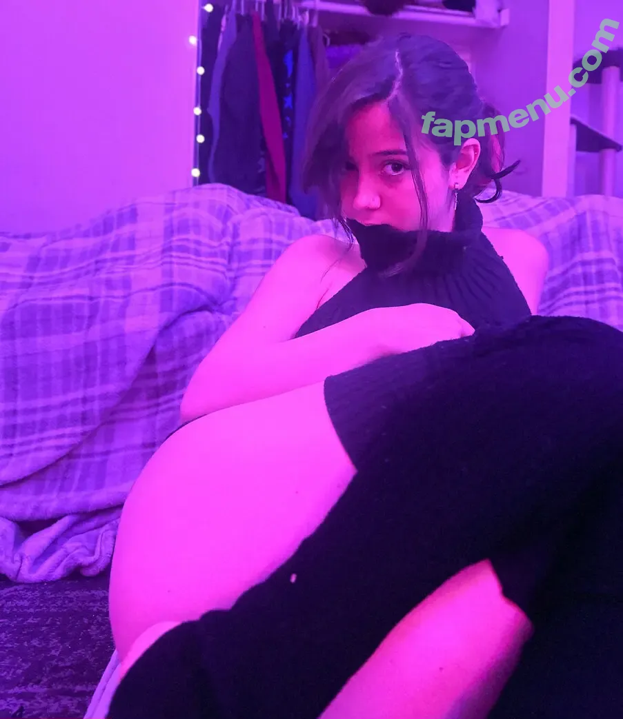 figgypupz nude photo #0015 (figgypupz)