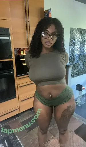  nude photo #0018