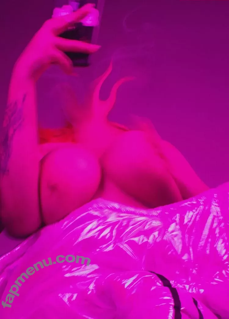 Firefliesowo nude photo #0173 (Firefliesowo)